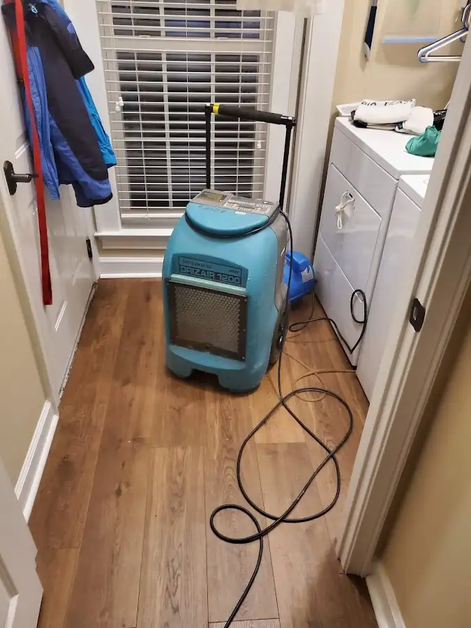 Commercial dehumidifier deployed for Crawl Space Restoration in Dayton